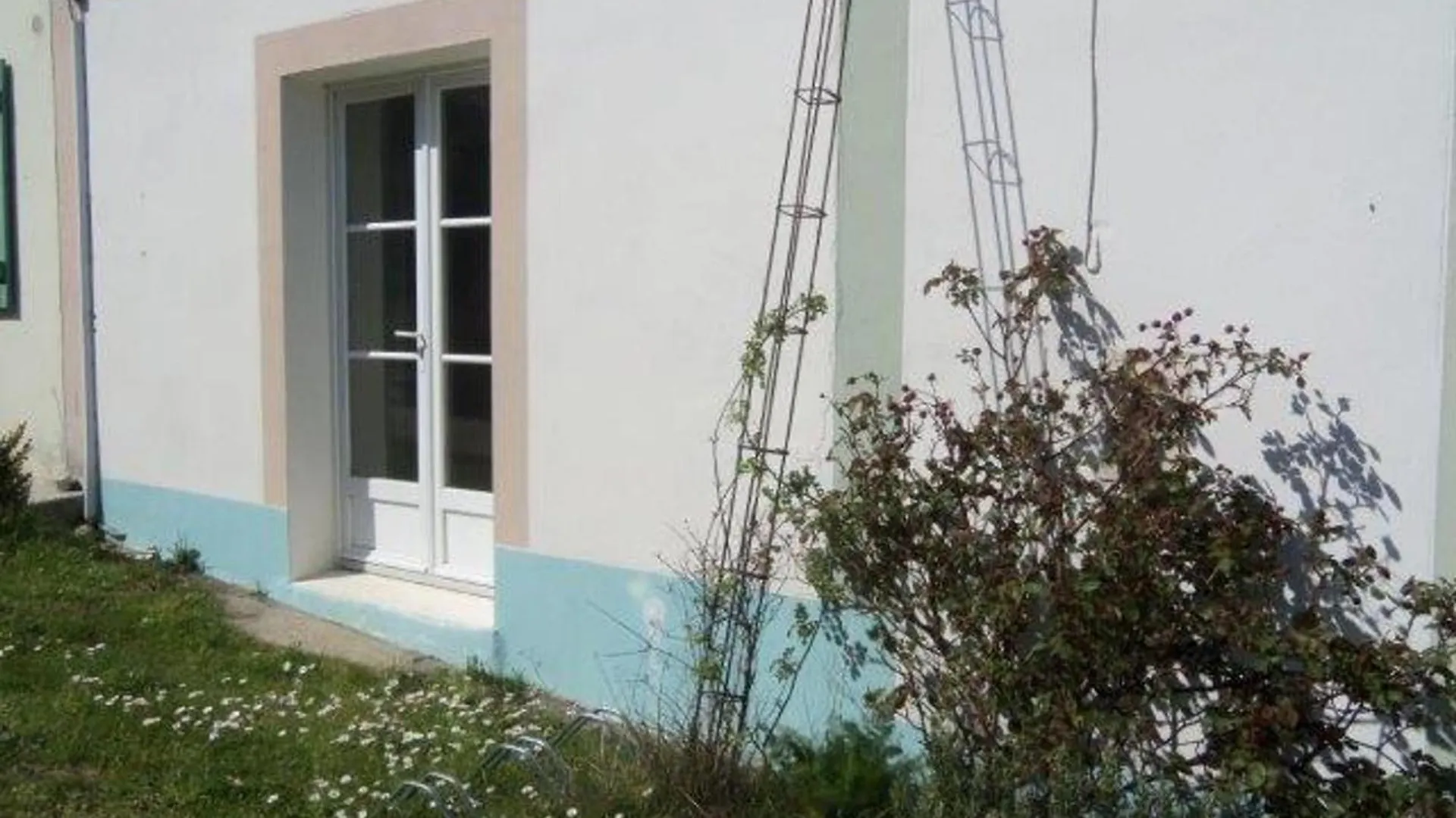 Ferienhaus Charmante Maison Pres Sentier Cotier, Plage A 500M, Wi-Fi, Animaux Ok, Terrasse, 2 Pers - Fr-1-418-252 Locmaria